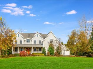 14 Empire Ln, Bethel, CT 06801