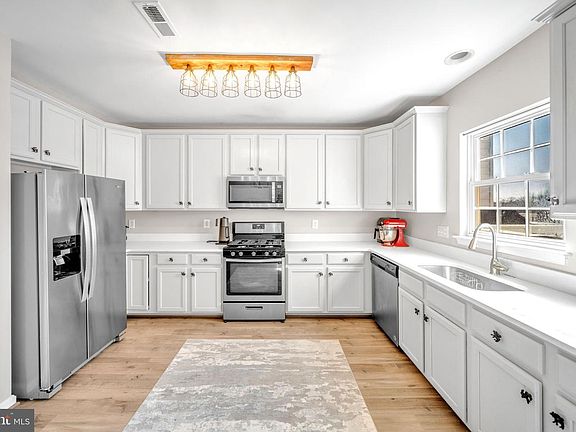 5th image of 6340 Cullen Pl