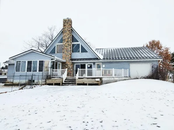 N7046 Linde Rd, Beaver Dam, WI 53916