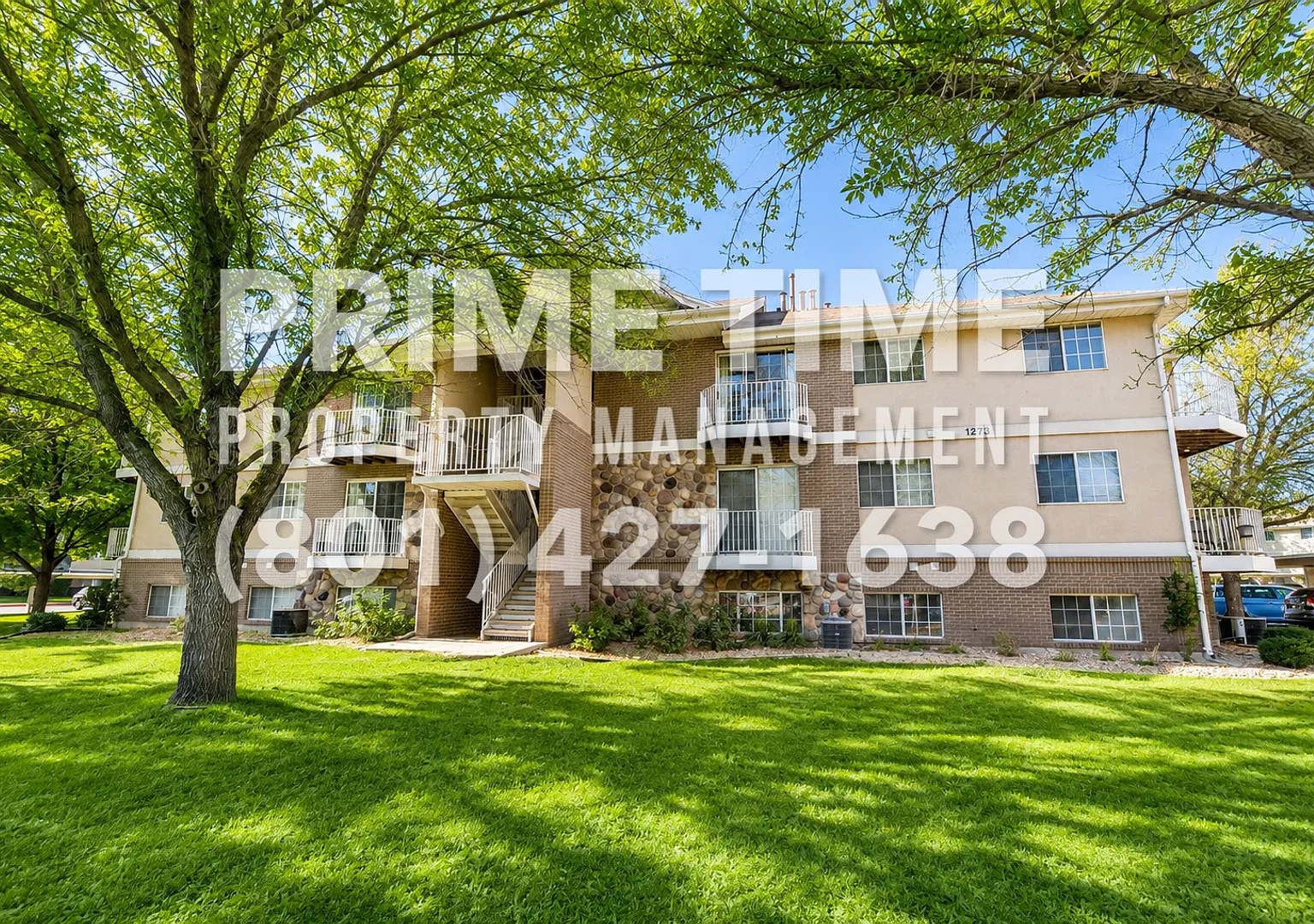 3 bed, 968 sqft, $1,600 — Photo 1