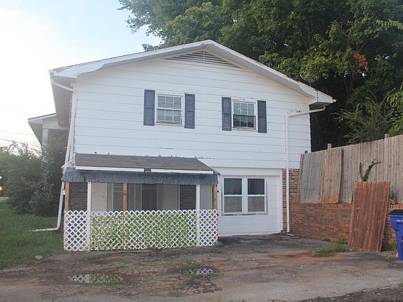 3rd image of 4140 Pryor Rd NE