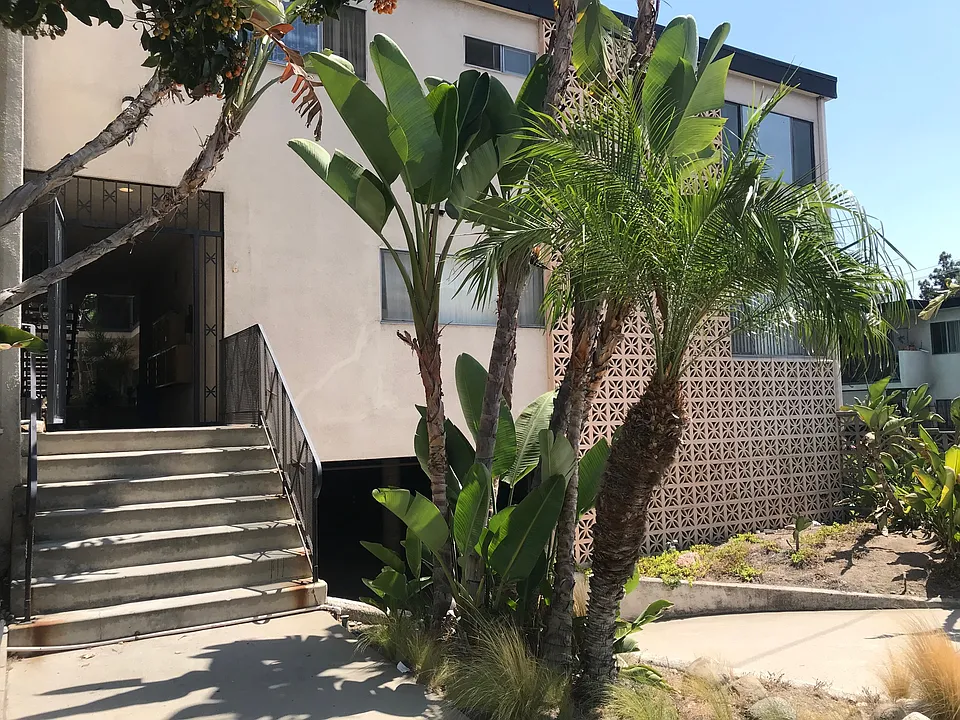 2254 Mira Vista Ave #19