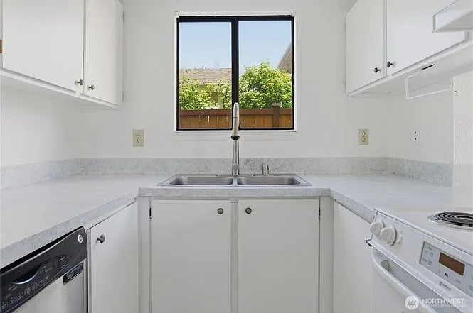 2810 D St SE #A — Photo 7