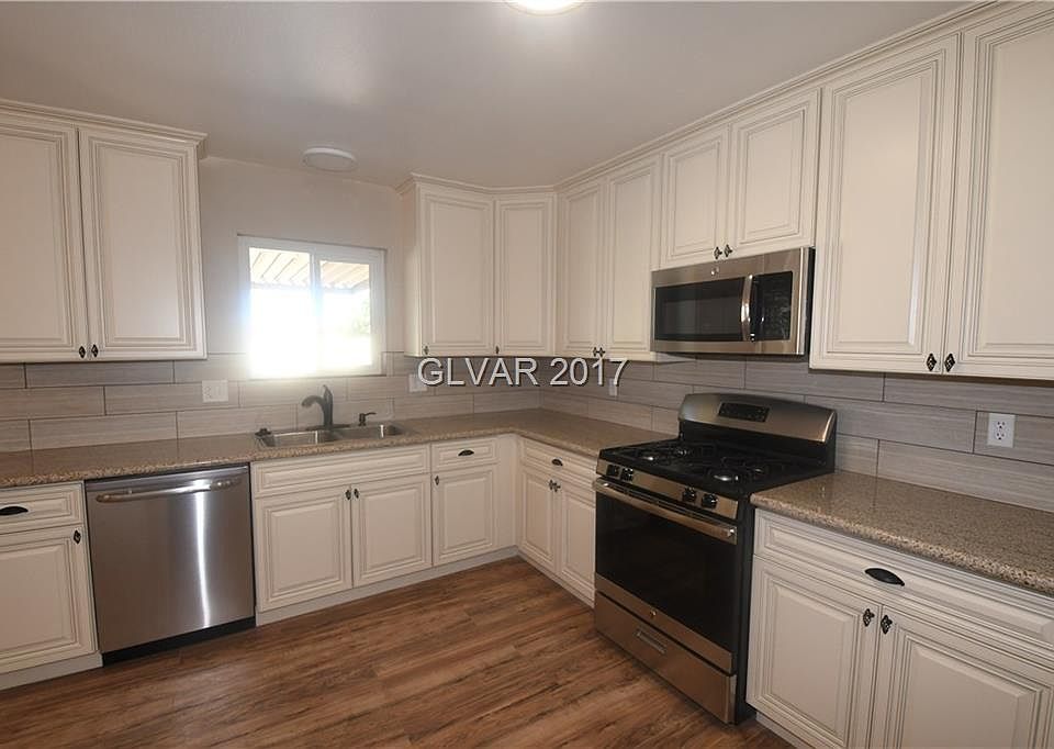 1st image of 709 Antigua St