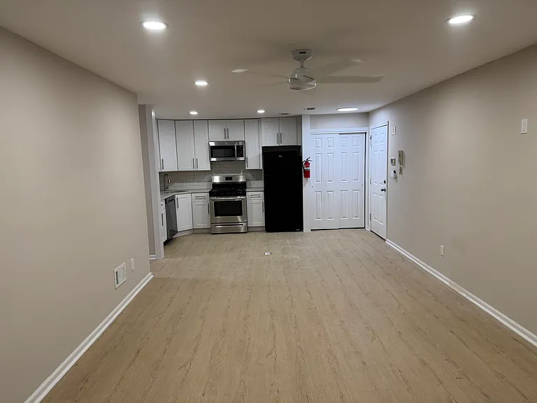 1007 Meadow Ct #1007 — Photo 9