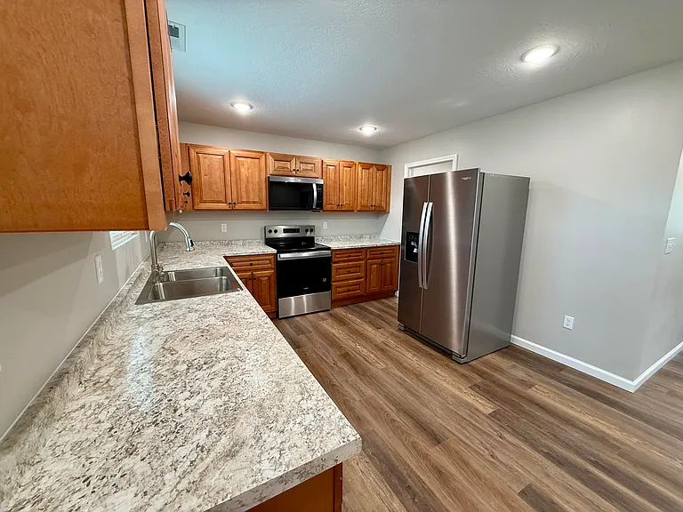 107 Losey St #2 — Photo 4