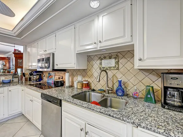 4821 S Landings Dr APT 106, Fort Myers, FL 33919