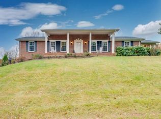 230 Clover Ln, Bristol, VA 24201