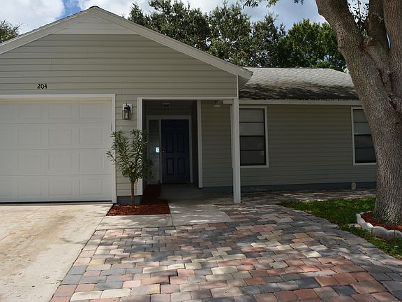 4th image of 204 Woodbridge Dr