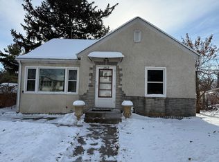 1862 Ames Ave, Saint Paul, MN 55119