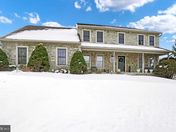 5075 Goldens Path, York, PA 17408