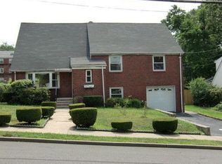 78 Amsterdam Ave, Teaneck, NJ 07666