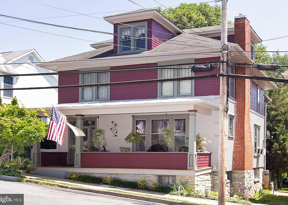 1st image of 44 N Main St