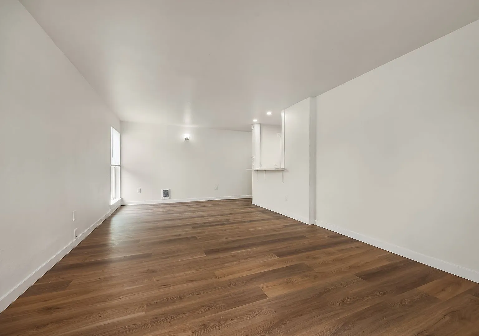 9th Avenue Apartments — Photo 3