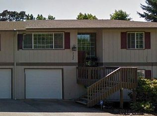 232 Dibblee Ln, Eugene, OR 97404