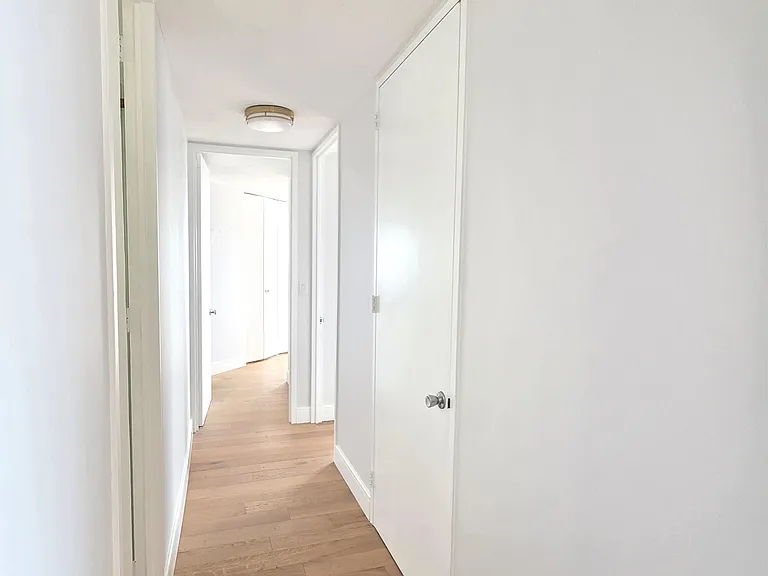 7004 Boulevard East #37A — Photo 11