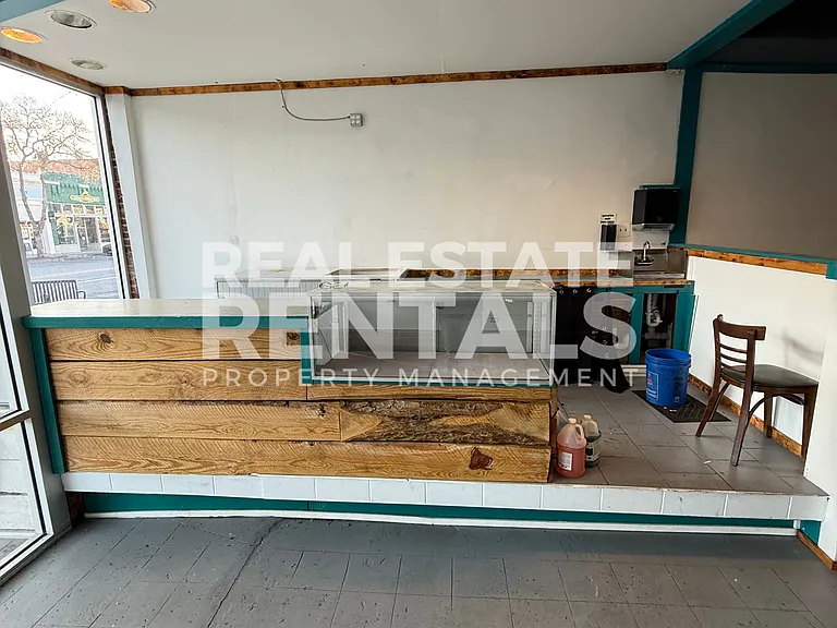 519 Broad St #1 — Photo 3