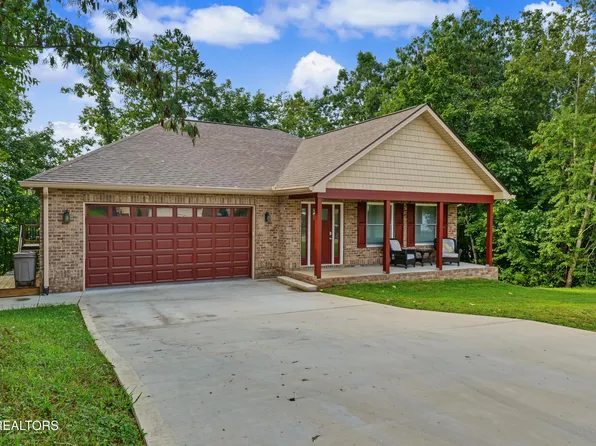 898 Hillside Ln, Lenoir City, TN 37771