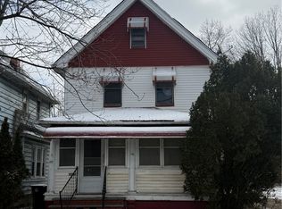 677 Eddy Rd, Cleveland, OH 44108