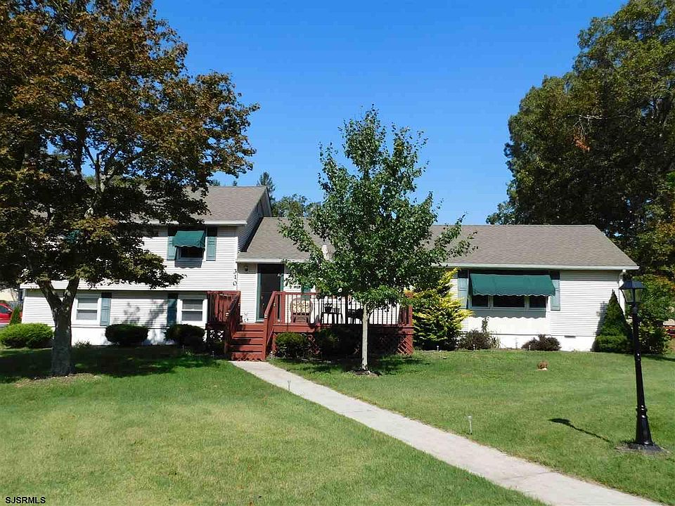 1st image of 310 Charles Dr
