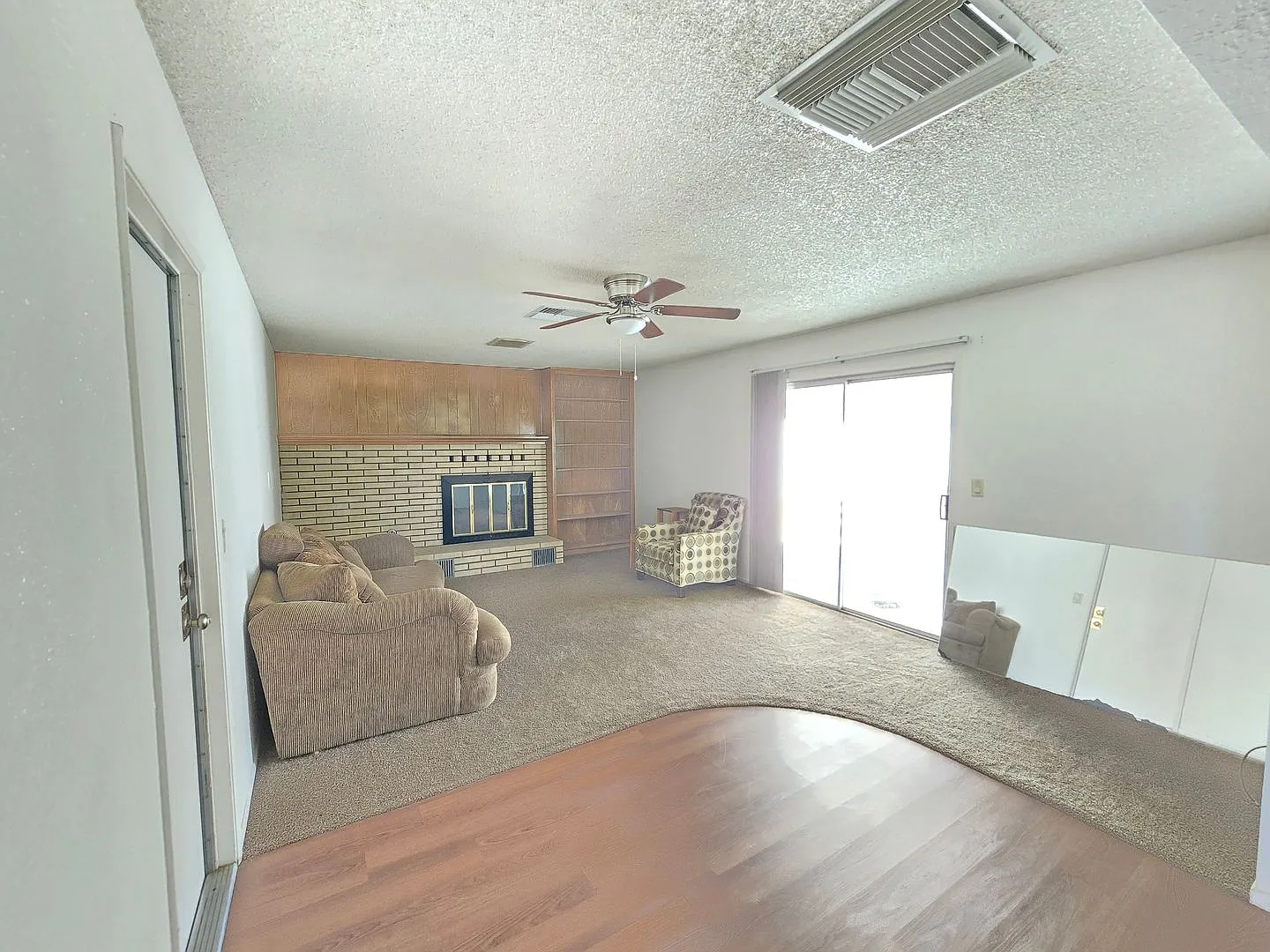 PLACE 440 Cheyenne Cir — Photo 4