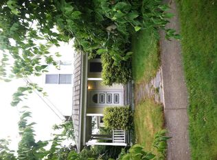 7528 18th Ave NE, Seattle, WA 98115