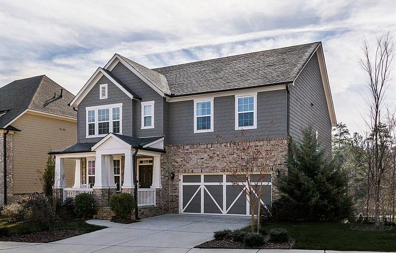 1st image of 644 Atwater Dr