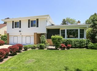 1843 Locust St, Des Plaines, IL 60018
