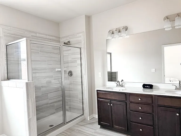 2619 Irwell Way — Photo 9