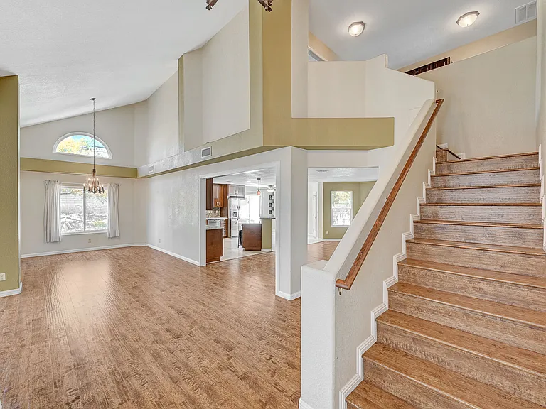 2733 Brookstone Ct — Photo 7
