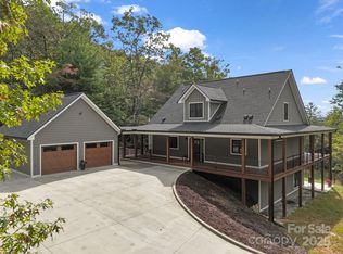 766 Old Mount Olivet Rd, Zirconia, NC 28790