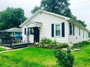 525 Michigan St, Buchanan, MI 49107
