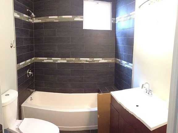 4th image of 1817 N Kedzie Ave #2