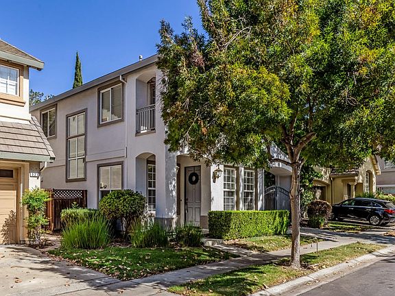 4th image of 515 Cherry Blossom Ln