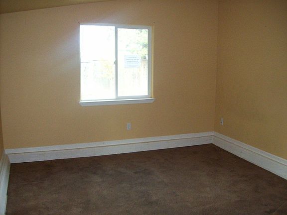 5th image of 14411 Victoria Ct