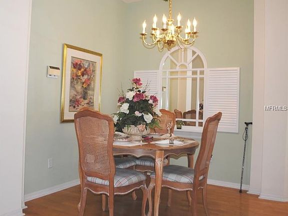 5th image of 104 Westmoreland Cir