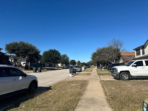 4th image of 5013 Causeway Ct