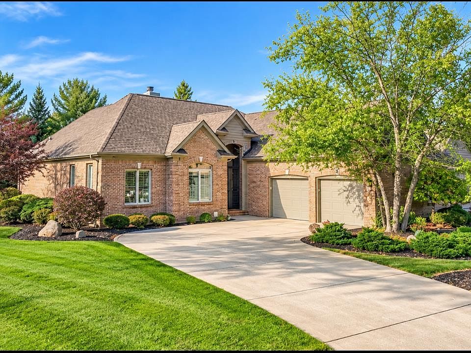 1st image of 12034 Sycamore Lakes Ct