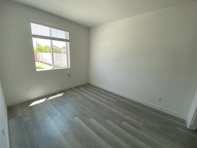 30212 Sunset Lake Cir — Photo 4