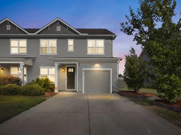 132 Wild Holly Dr, Moncks Corner, SC 29461