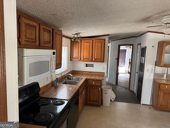 4th image of 2835 Oak Valley Rd