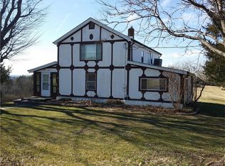 2465 Zagreb Rd, Pacific, MO 63069