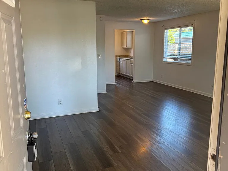4930 Bluebelle Way — Photo 2