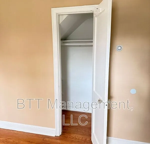 8401 Greenwood Ave #3 — Photo 84