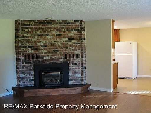 2nd image of 5133 Viewridge Dr SE