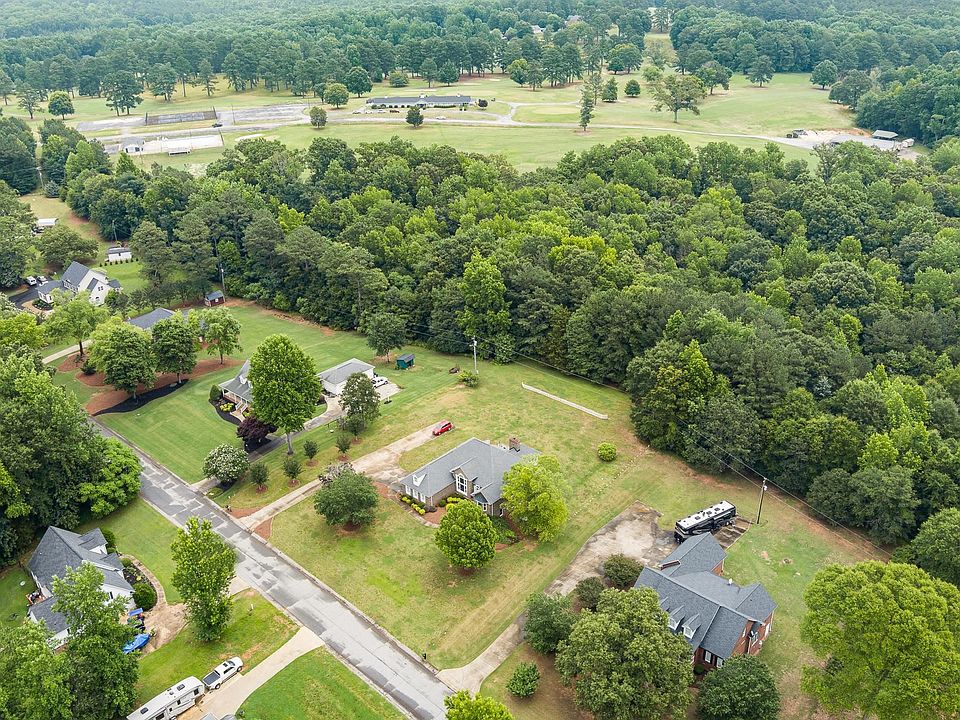 349 Valley View Dr, Woodruff, SC 29388 | Zillow