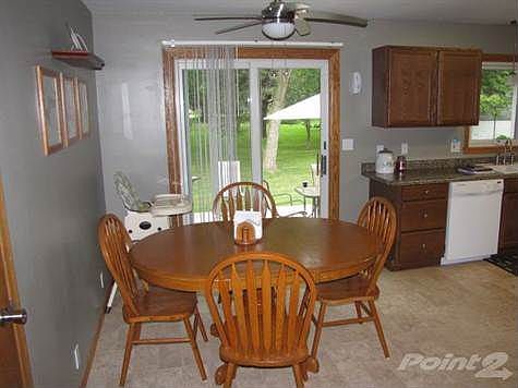 215 1st St SW Medford 007