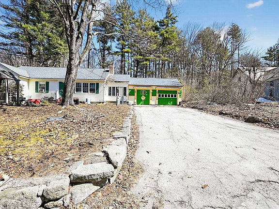 2nd image of 31 Bible Hill Road