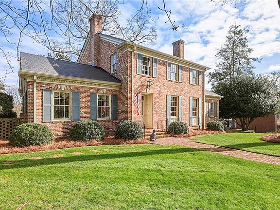 5th image of 1606 Riverside Dr