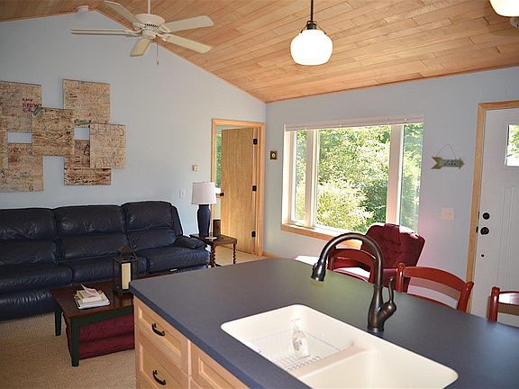 4th image of 13430 Wapameo Dr